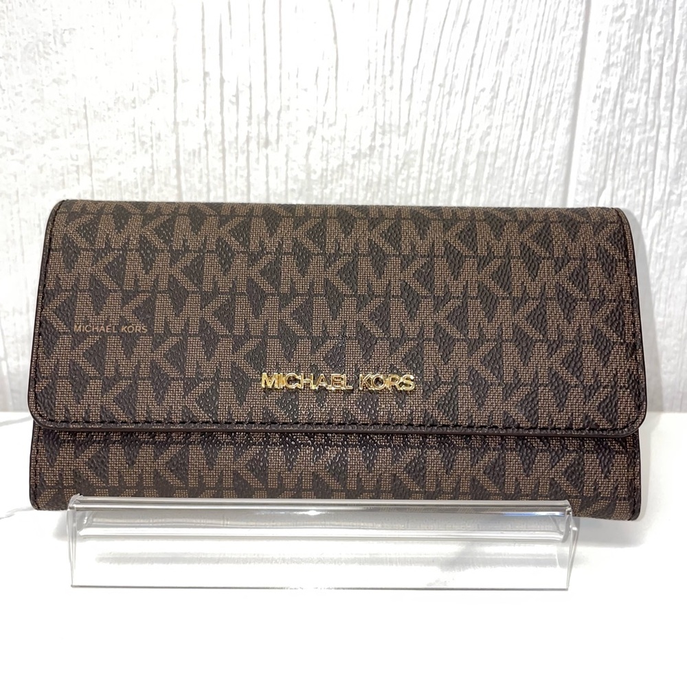 Michael Kors Wallet! Brand New With Tag!